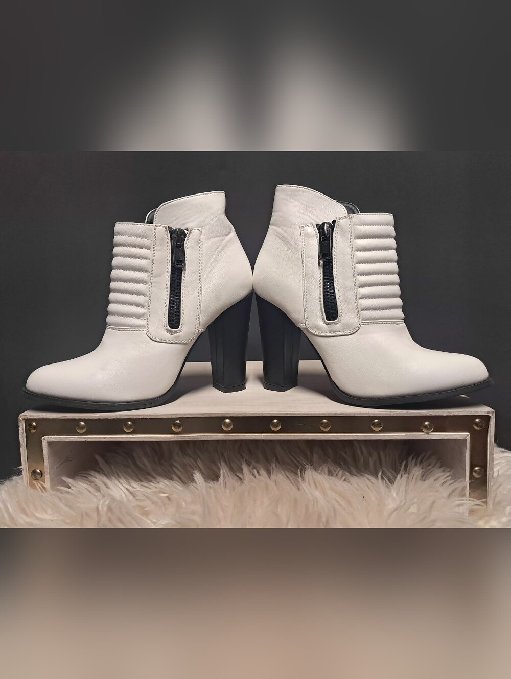 Beau & Ashe Vegan Leather Zip Up Ankle Boots Size 10